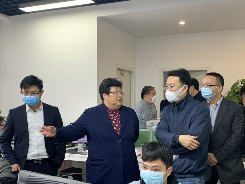 寶山區區領(lǐng)導一行蒞臨邁維動(dòng)漫調研企業(yè)復工復產(chǎn)情況(圖5)